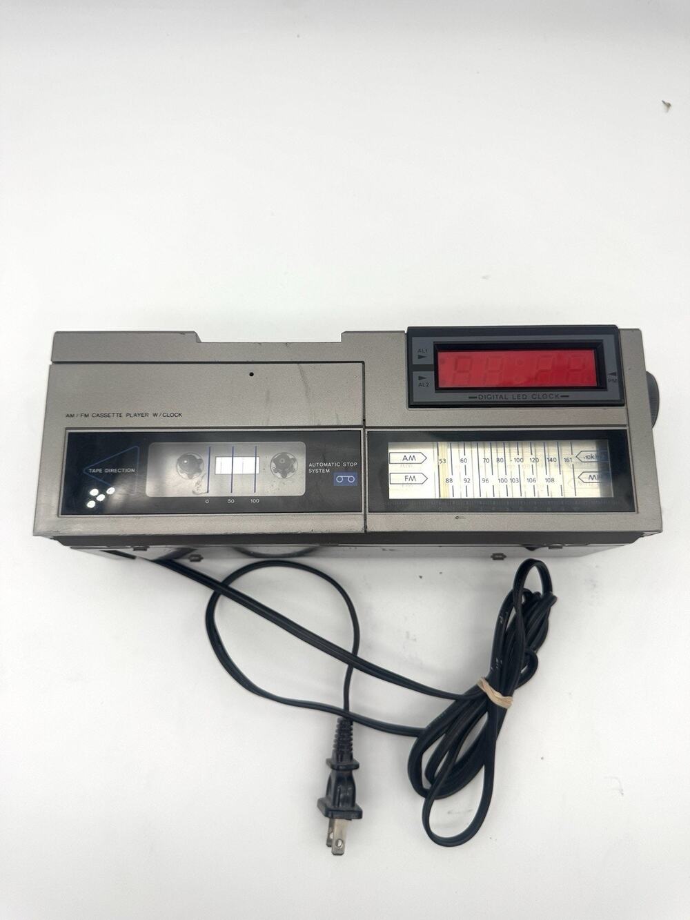 SEARS SR3000 AM/FM CASSETTE PLAYER W/ ALARM CLOCK - TESTED (WBP016070)